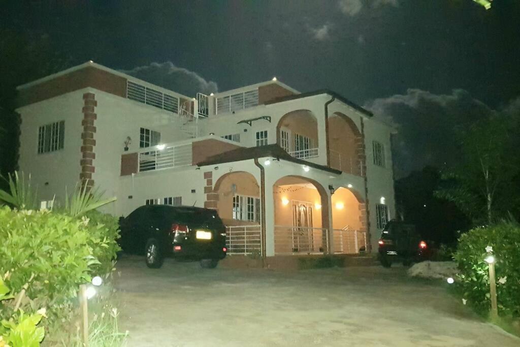 St. George'S Holiday Studio Vacation Of A Lifetime Fontenoy Esterno foto