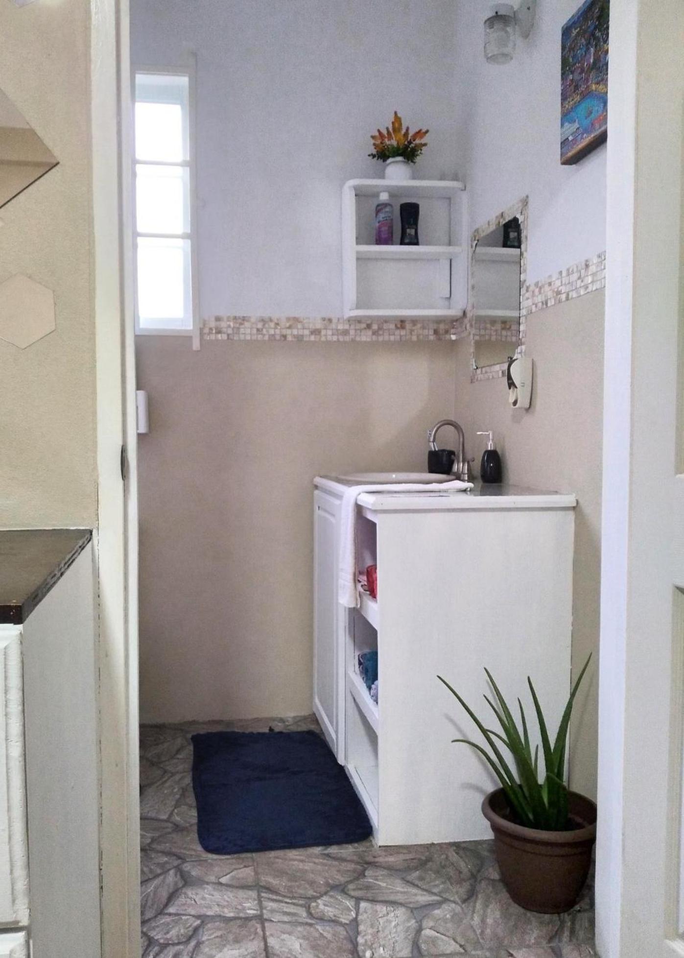 St. George'S Holiday Studio Vacation Of A Lifetime Fontenoy Esterno foto